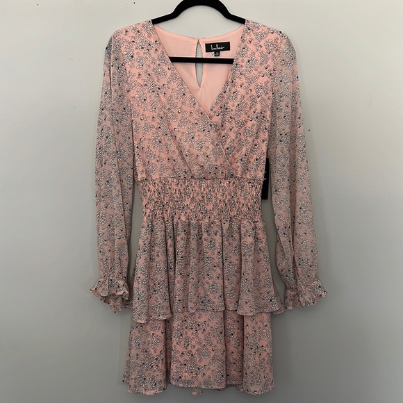 Lulus Dresses & Skirts - NWT Light Pink Girly Tiered Floral Print Long Sleeve Dress